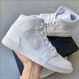 Air Jordan 1 Mid Triple White 100%Authentic
Brand new in original box